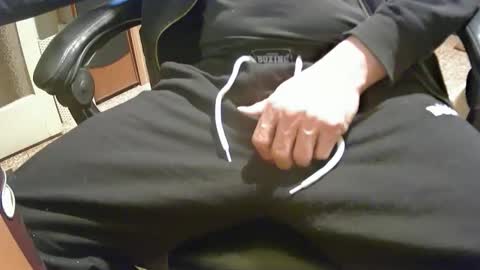 Snapshot of alex81pv1981 chatting on 03-22-26, 09:40 alex81pv1981 online show from 03-22-26, 09:40