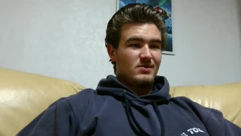 Snapshot of alex83530 chatting on 01-02-25, 06:23 Alex83530 online show from 01-02-25, 06:23