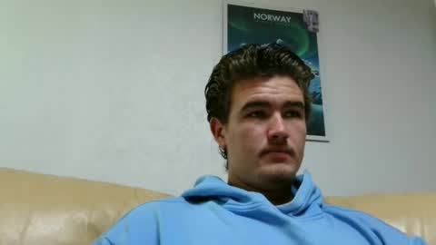 Snapshot of alex83530 chatting on 01-04-25, 01:53 Alex83530 online show from 01-04-25, 01:53