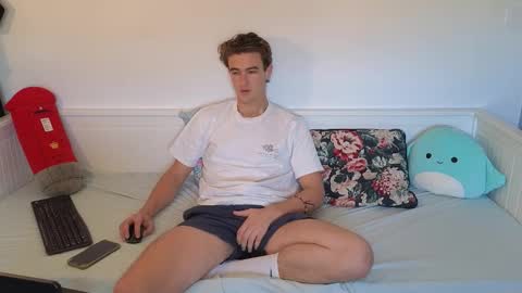 Snapshot of alex83530 chatting on 12-15-25, 08:51 Alex83530 online show from 12-15-25, 08:51