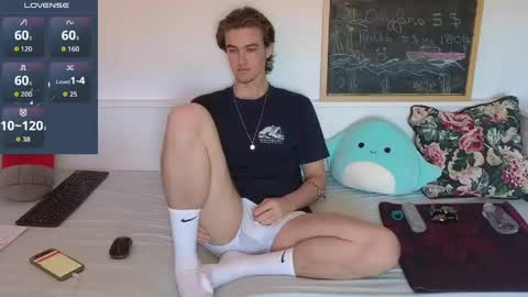 Alex83530 online show from 05-08-26, 07:36