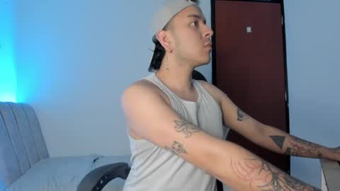 Snapshot of alex__montesco chatting on 01-13-26, 11:10 Alex online show from 01-13-26, 11:10