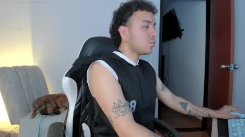 Snapshot of alex__montesco chatting on 01-14-26, 09:09 Alex online show from 01-14-26, 09:09