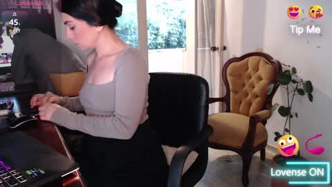 Snapshot of alex_and_theprof chatting on 01-21-25, 11:56 ALEX online show from 01-21-25, 11:56
