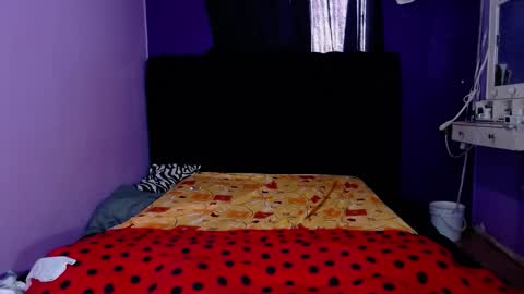 Snapshot of alex_bigcumvez chatting on 02-01-25, 08:05 perseuz online show from 02-01-25, 08:05