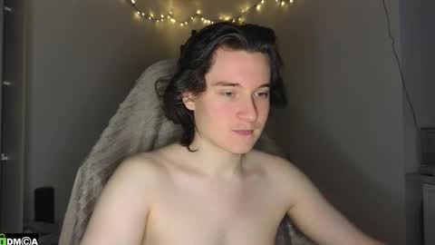 FAVORITE online show from 11-23-25, 06:24