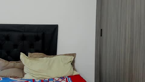 alex_connorr online show from 01-08-25, 06:41