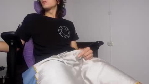 alex_connorr online show from 06-09-26, 01:06