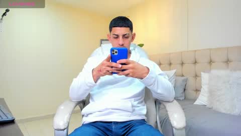 alex online show from 03-07-25, 12:23