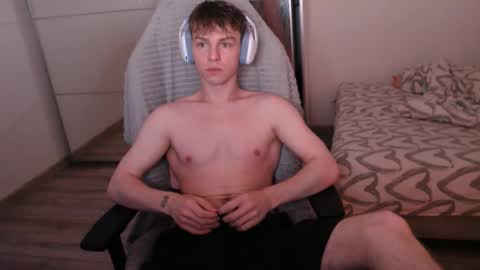 Alex online show from 10-04-25, 07:12