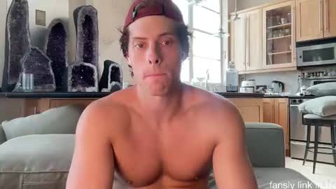Snapshot of alex_islive chatting on 07-23-26, 07:12 Alex Stone online show from 07-23-26, 07:12