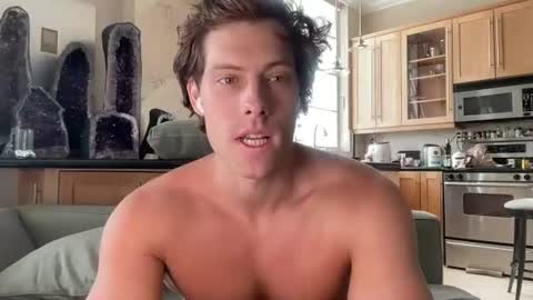 Snapshot of alex_islive chatting on 08-01-26, 07:24 Alex Stone online show from 08-01-26, 07:24