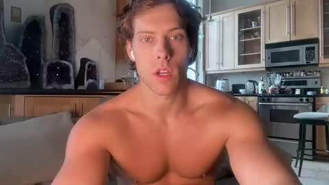 Snapshot of alex_islive chatting on 08-03-26, 06:55 Alex Stone online show from 08-03-26, 06:55