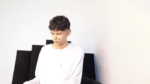 alex_mark_ online show from 10-31-25, 01:45