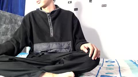 alex_mark_ online show from 04-07-26, 02:28