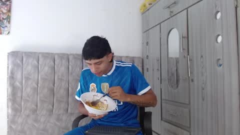 Snapshot of alex_martin47 chatting on 03-29-26, 07:58 alex online show from 03-29-26, 07:58