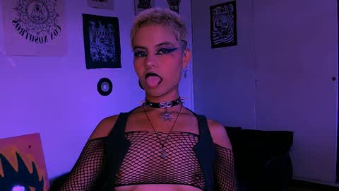 Alex online show from 06-06-26, 02:27