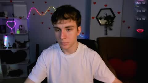 Snapshot of alex_reeding chatting on 05-02-26, 09:03 Alex online show from 05-02-26, 09:03