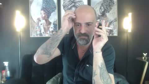 Snapshot of alex_saints_ce chatting on 03-05-26, 03:08 Alex Saints online show from 03-05-26, 03:08