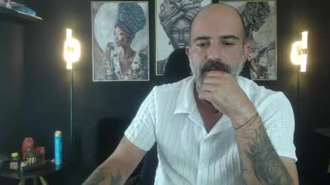 Snapshot of alex_saints_ce chatting on 04-29-26, 05:30 Alex Saints online show from 04-29-26, 05:30