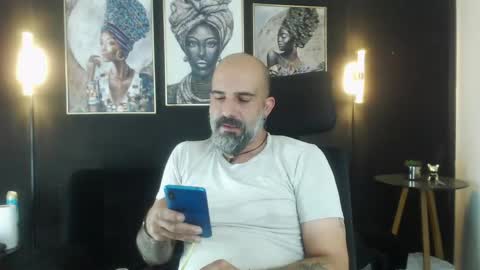 Snapshot of alex_saints_ce chatting on 05-04-26, 10:17 Alex Saints online show from 05-04-26, 10:17