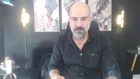 Snapshot of alex_saints_ce chatting on 05-13-26, 01:41 Alex Saints online show from 05-13-26, 01:41