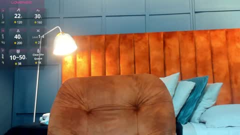 Snapshot of alex_tower chatting on 12-28-24, 09:51 Alex Towers online show from 12-28-24, 09:51