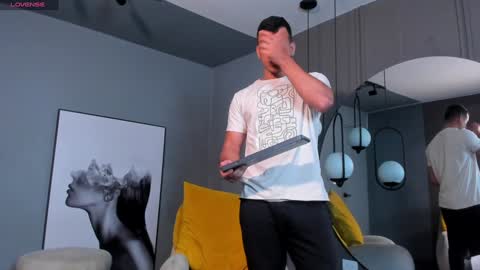 Snapshot of alex_tower chatting on 01-03-25, 06:57 Alex Towers online show from 01-03-25, 06:57