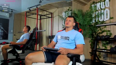 Snapshot of alex_tower chatting on 01-04-25, 07:34 Alex Towers online show from 01-04-25, 07:34