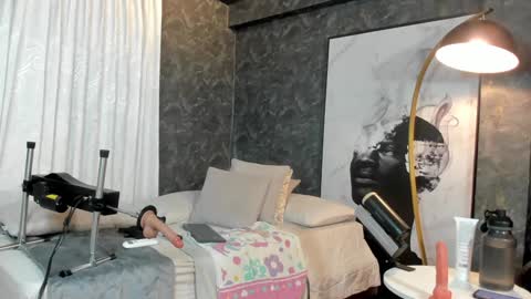 Snapshot of alex_tower chatting on 01-20-25, 10:15 Alex Towers online show from 01-20-25, 10:15