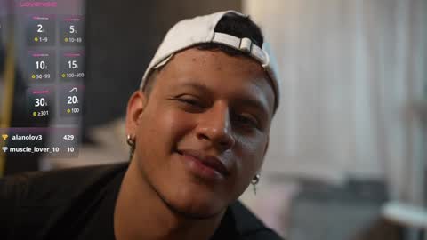 Snapshot of alex_tower chatting on 01-23-25, 11:05 Alex Towers online show from 01-23-25, 11:05