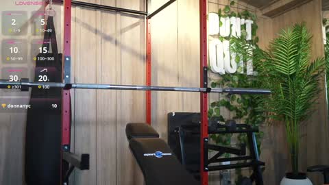 Snapshot of alex_tower chatting on 01-30-25, 09:58 Alex Towers online show from 01-30-25, 09:58