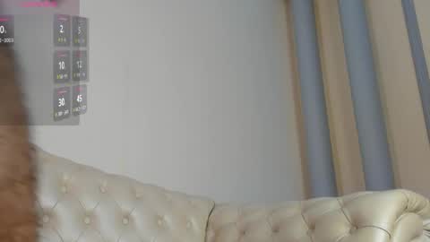 alex_wolf05 online show from 04-25-26, 06:49