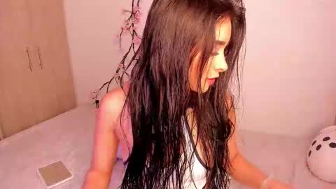 Snapshot of alexa_6908 chatting on 11-17-25, 09:42 alexa online show from 11-17-25, 09:42