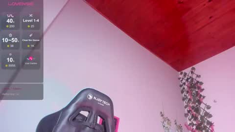 Snapshot of alexa_cutee chatting on 02-21-25, 09:34 Dani online show from 02-21-25, 09:34