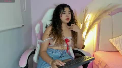 A L E X A   online show from 06-11-26, 12:14