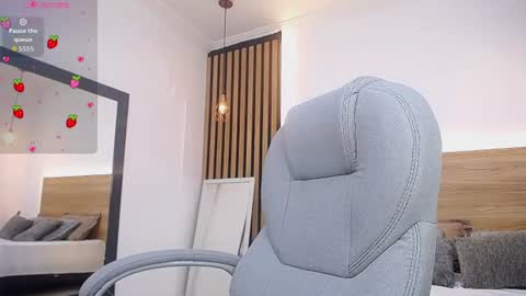 Alexa Forbes online show from 07-28-26, 03:57