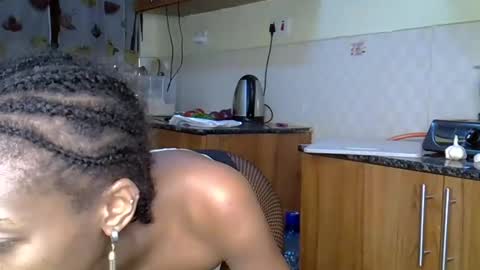 Snapshot of alexa_foxxie chatting on 01-01-25, 07:10 Alexa online show from 01-01-25, 07:10