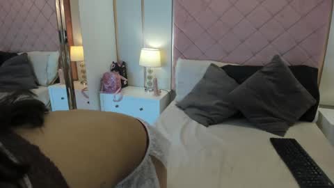 Snapshot of alexa_jonees chatting on 06-01-26, 07:37 Alexa online show from 06-01-26, 07:37