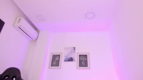 Alexa Millers online show from 02-25-25, 08:03