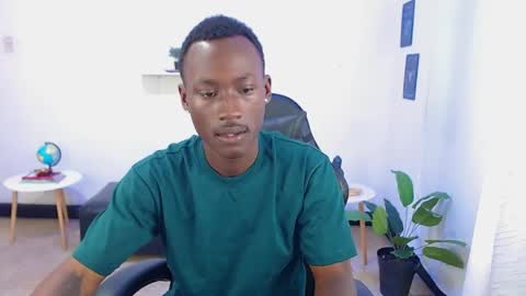 Alexandro online show from 04-28-26, 01:27