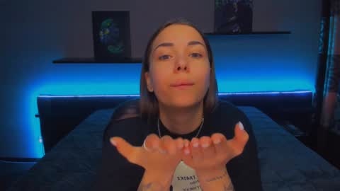 Snapshot of alexabarkley chatting on 01-17-25, 03:34 angel online show from 01-17-25, 03:34