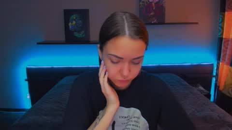 Snapshot of alexabarkley chatting on 03-04-25, 03:22 angel online show from 03-04-25, 03:22