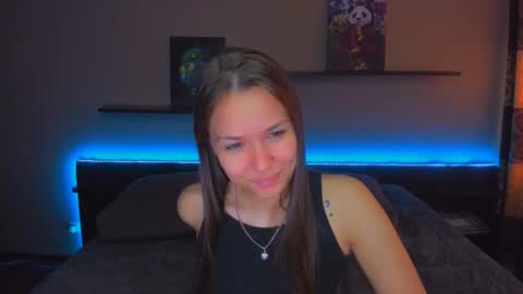 Snapshot of alexabarkley chatting on 02-02-26, 04:11 angel online show from 02-02-26, 04:11