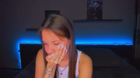 Snapshot of alexabarkley chatting on 02-03-26, 12:31 angel online show from 02-03-26, 12:31