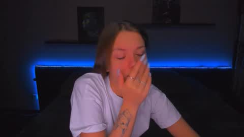 Snapshot of alexabarkley chatting on 02-03-26, 11:21 angel online show from 02-03-26, 11:21