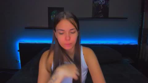 Snapshot of alexabarkley chatting on 03-03-26, 12:28 angel online show from 03-03-26, 12:28