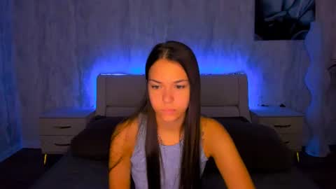 Snapshot of alexabarkley chatting on 07-20-26, 12:14 angel online show from 07-20-26, 12:14
