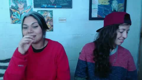 Snapshot of alexablu3 chatting on 12-22-24, 03:33 Alexa Blu3 online show from 12-22-24, 03:33