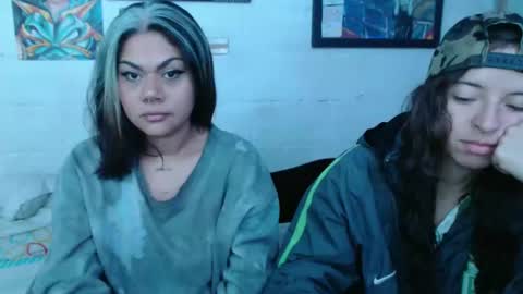 Snapshot of alexablu3 chatting on 12-23-24, 12:25 Alexa Blu3 online show from 12-23-24, 12:25